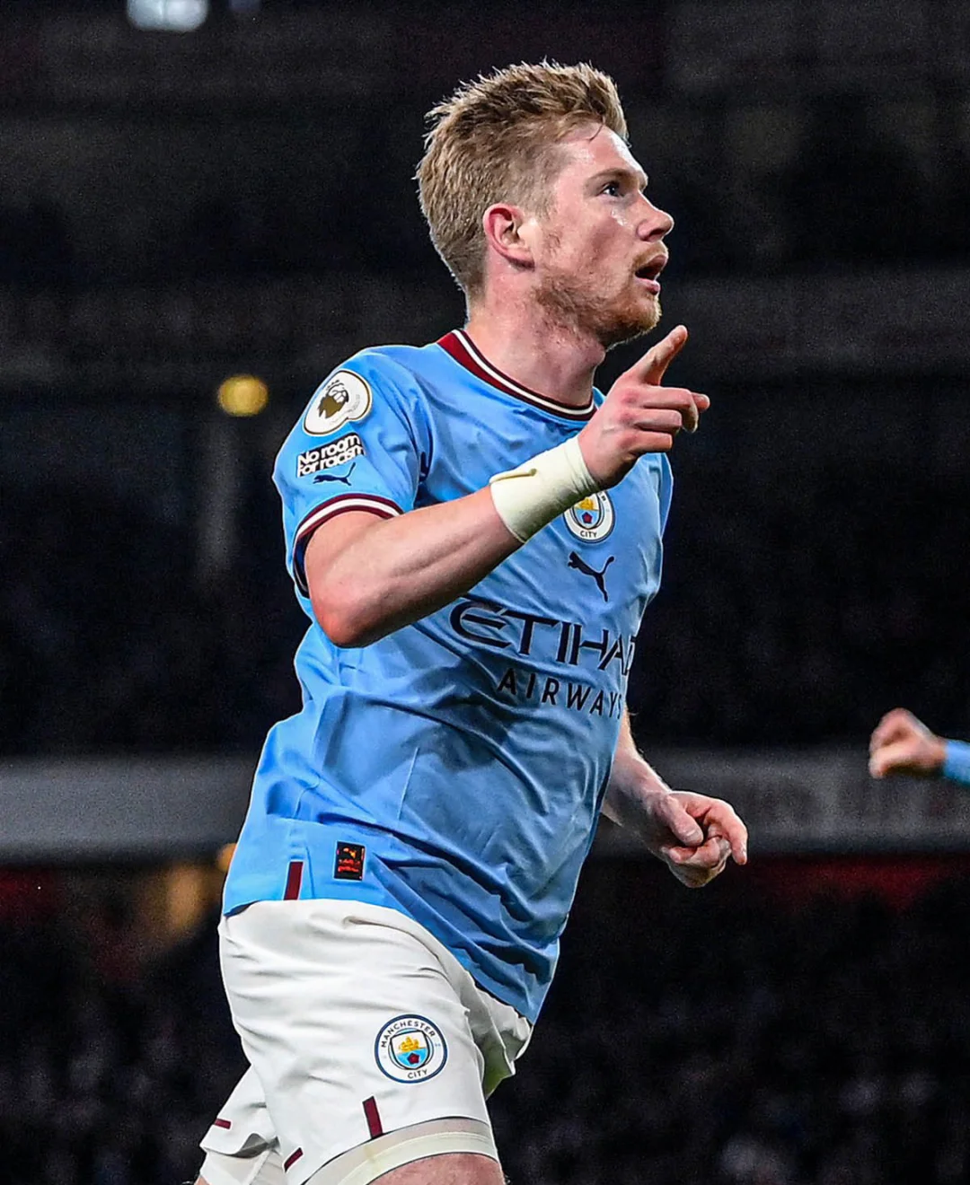 关于Ming在阿森纳比赛中重返赛场，败北引发热议！观众掌声雷动的信息-九游会官网入口